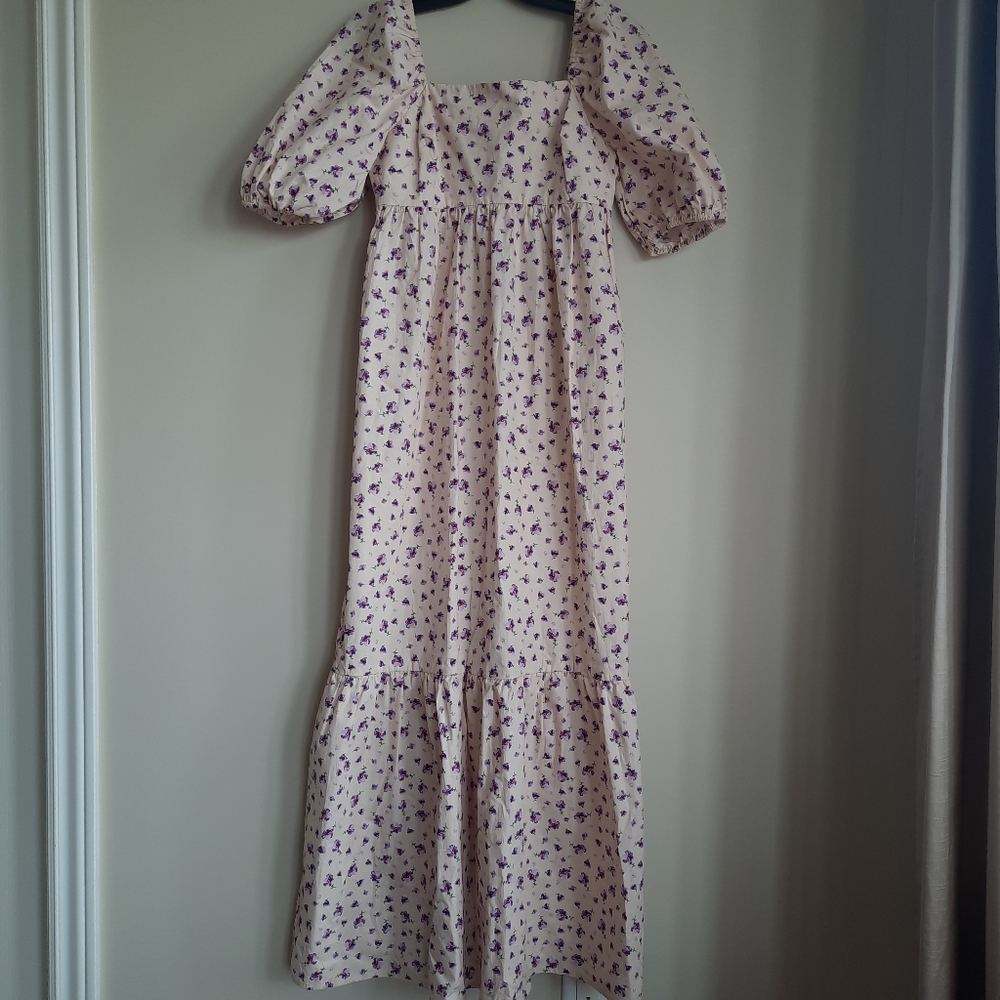 NWT Floral puff sleeves square neck dress XS